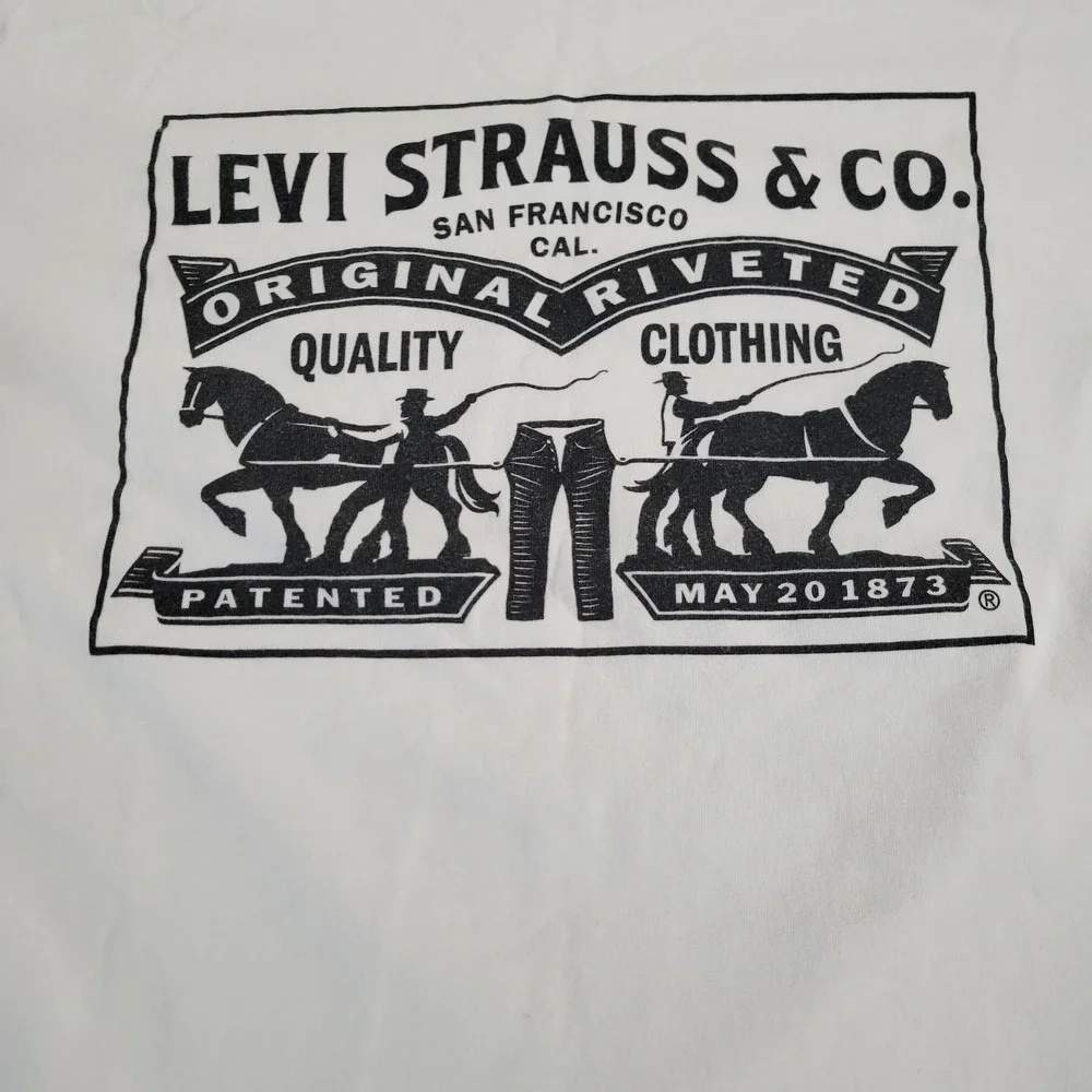 Levi Strauss T-Shirt Tee Size M Short‎ Sleeve Tagless Unisex Graphic 1387